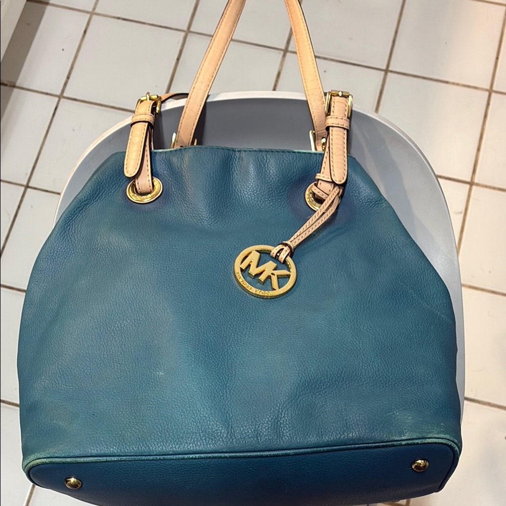 Michael Kors Teal and Tan Shoulder Bag Preowned